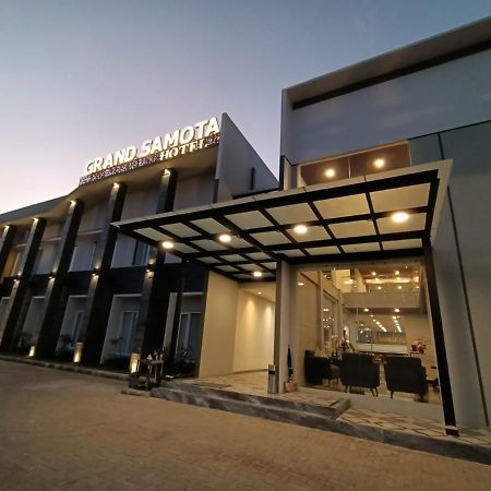Grand Samota Hotel Sumbawa 외부 사진