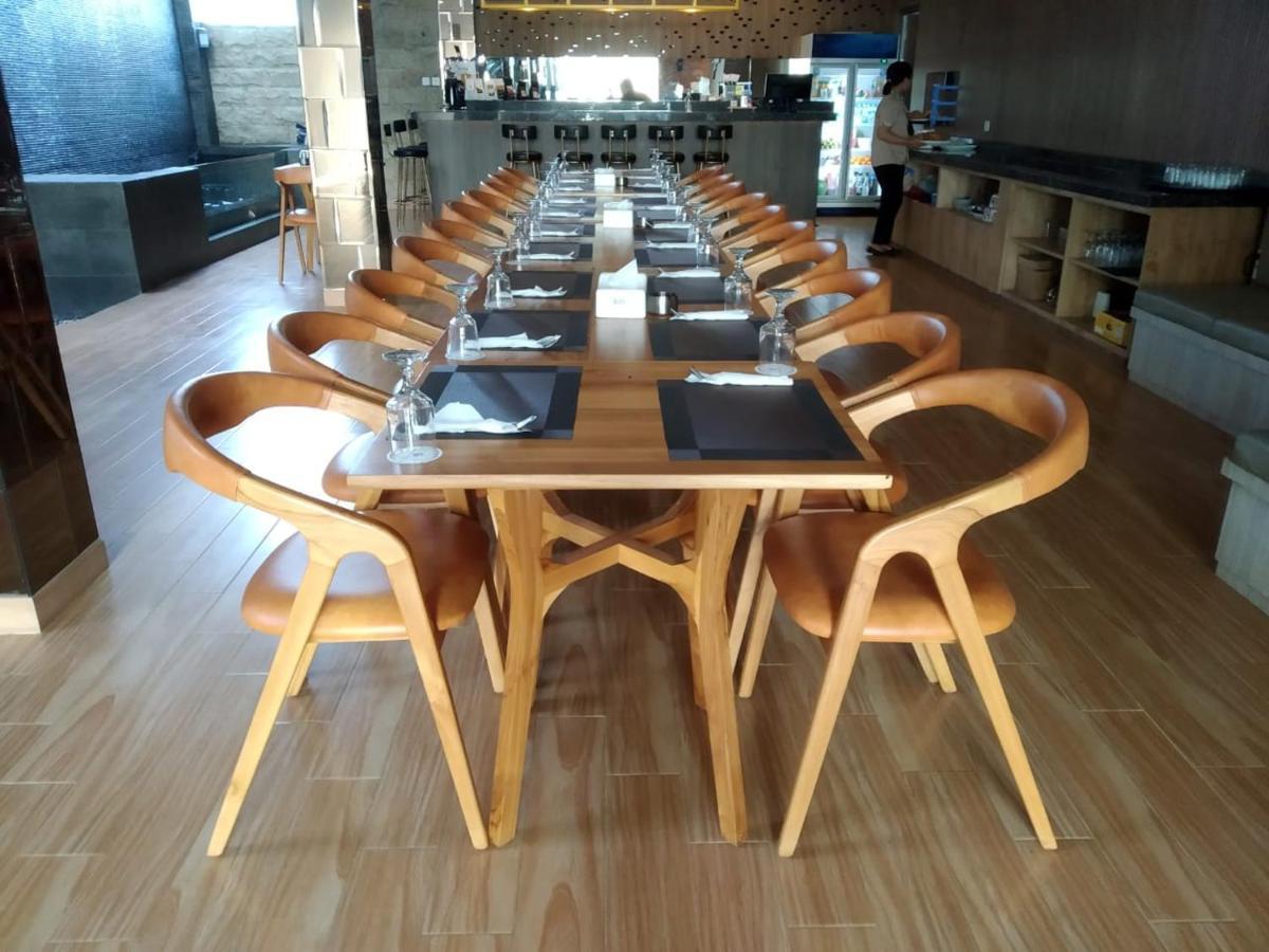 Grand Samota Hotel Sumbawa 외부 사진
