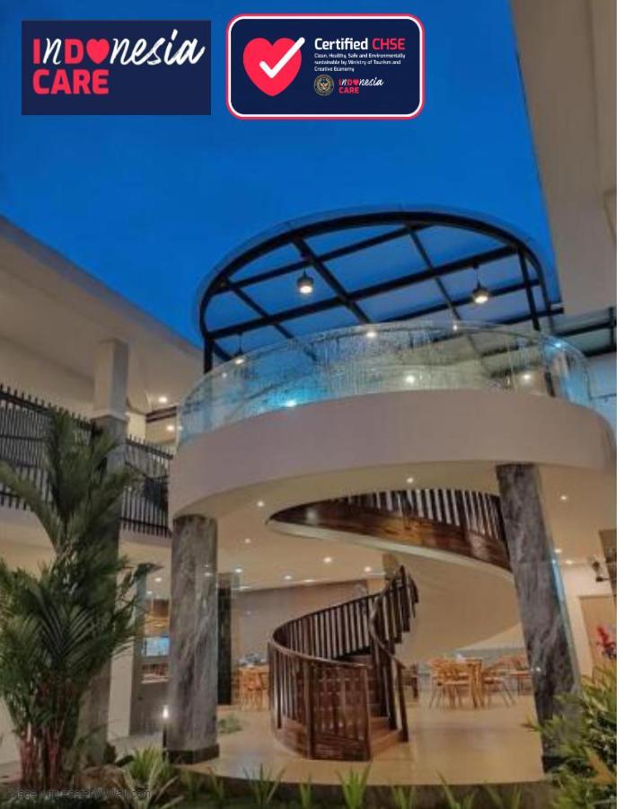 Grand Samota Hotel Sumbawa 외부 사진