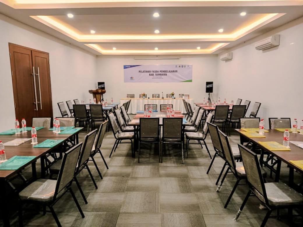 Grand Samota Hotel Sumbawa 외부 사진