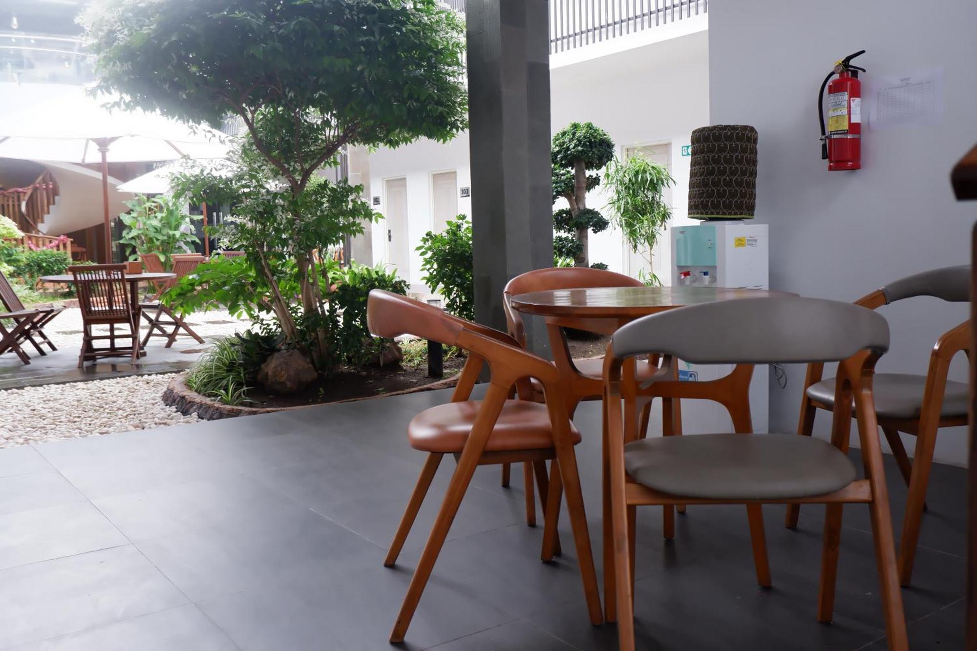 Grand Samota Hotel Sumbawa 외부 사진